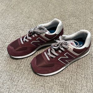 Worn Once Women’s New Balance Classics 574 Core Burgundy Size 8.5